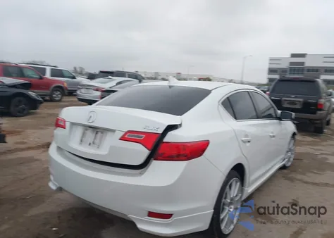 2015 Acura Ilx 2.4L из США, поврежденный, VIN 19VDE2E57FE000315